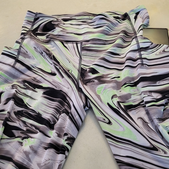 Base Pace High Rise Leggings, size 12 - Picture 10 of 15